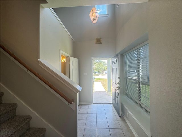 5711 Vinemont Lane, Houston, TX 77084