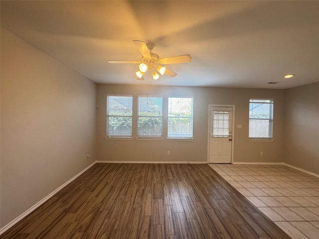 5711 Vinemont Lane, Houston, TX 77084