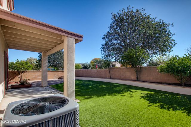 262 E Calle Puente Lindo, Sahuarita, AZ 85629