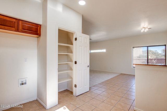 262 E Calle Puente Lindo, Sahuarita, AZ 85629