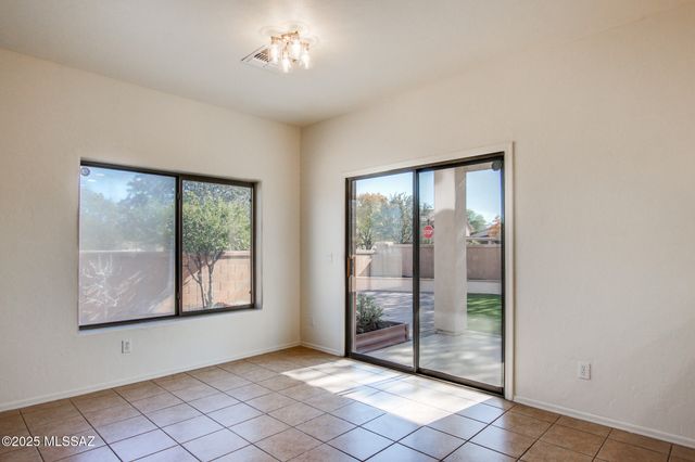 262 E Calle Puente Lindo, Sahuarita, AZ 85629