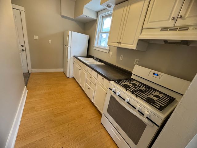 1212 Glenhurst Court, Rock Island, IL 61201