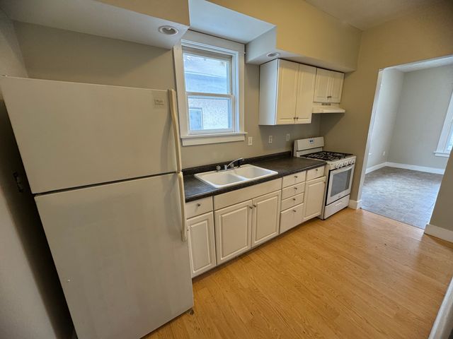 1212 Glenhurst Court, Rock Island, IL 61201