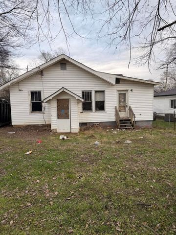 52 S Lake Terrace, Rossville, GA 30741