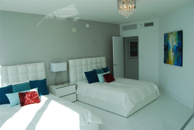 200 Sunny Isles Boulevard 2-PH2, Sunny Isles Beach, FL 33160