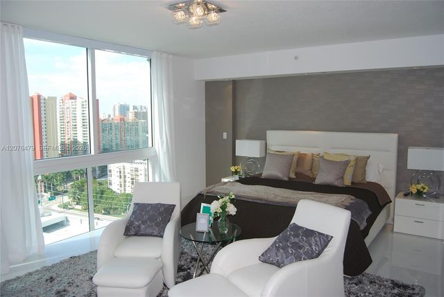 200 Sunny Isles Boulevard 2-PH2, Sunny Isles Beach, FL 33160