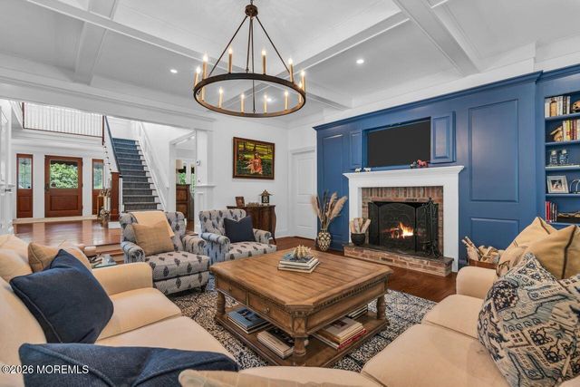8 Ridge Road, Rumson, NJ 07760