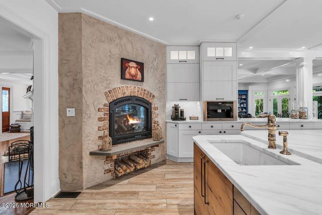 8 Ridge Road, Rumson, NJ 07760