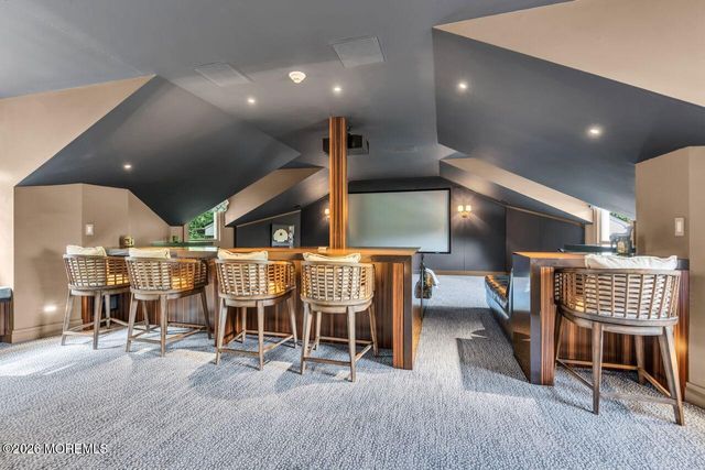 8 Ridge Road, Rumson, NJ 07760