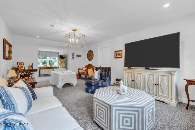 8 Ridge Road, Rumson, NJ 07760