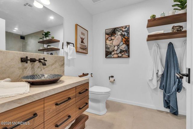 8 Ridge Road, Rumson, NJ 07760
