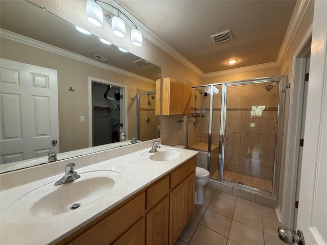 3209 Mac Arthur Ave B, Lago Vista, TX 78645