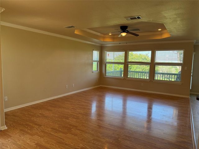 3209 Mac Arthur Ave B, Lago Vista, TX 78645