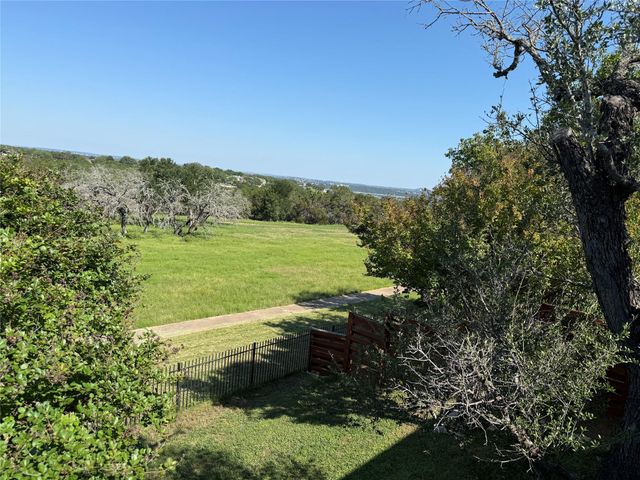 3209 Mac Arthur Ave B, Lago Vista, TX 78645