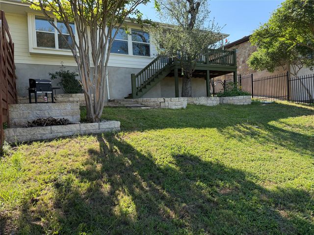 3209 Mac Arthur Ave B, Lago Vista, TX 78645