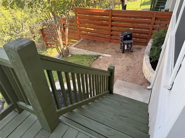 3209 Mac Arthur Ave B, Lago Vista, TX 78645