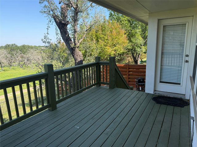 3209 Mac Arthur Ave B, Lago Vista, TX 78645