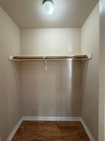 3209 Mac Arthur Ave B, Lago Vista, TX 78645