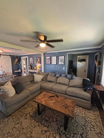 1303 Devils Hollow Road, Frankfort, KY 40601