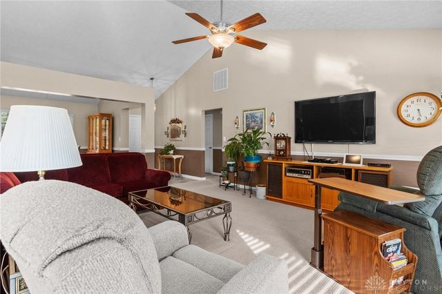 1086 Deercreek Drive, Beavercreek Twp, OH 45324