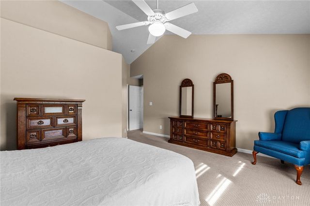 1086 Deercreek Drive, Beavercreek Twp, OH 45324