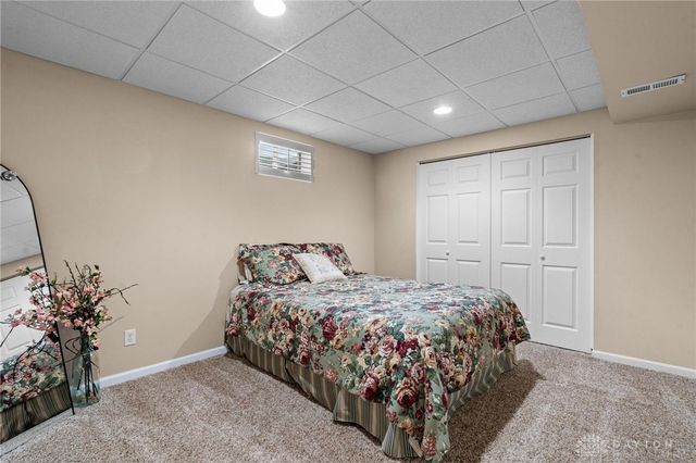 1086 Deercreek Drive, Beavercreek Twp, OH 45324