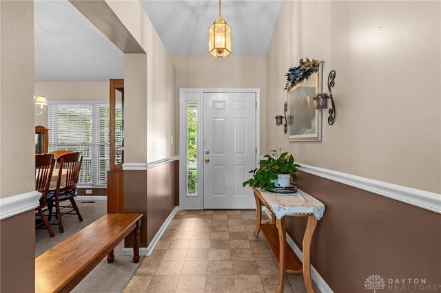 1086 Deercreek Drive, Beavercreek Twp, OH 45324