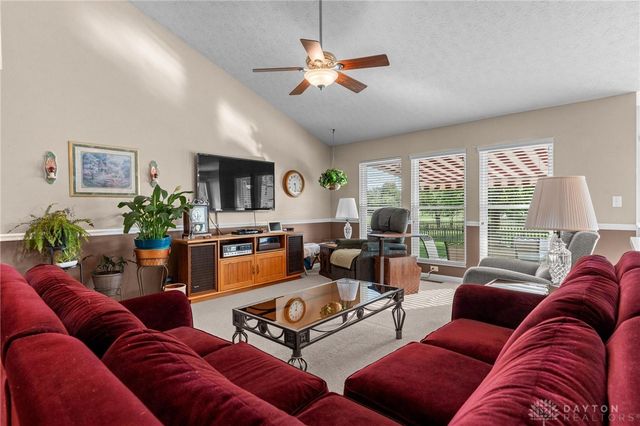 1086 Deercreek Drive, Beavercreek Twp, OH 45324