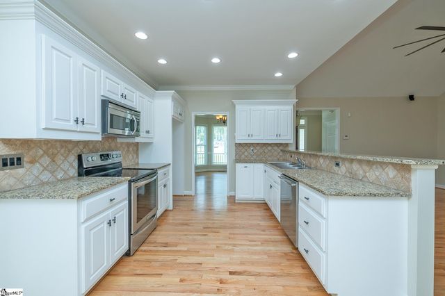 110 Greenapple Way, Simpsonville, SC 29681