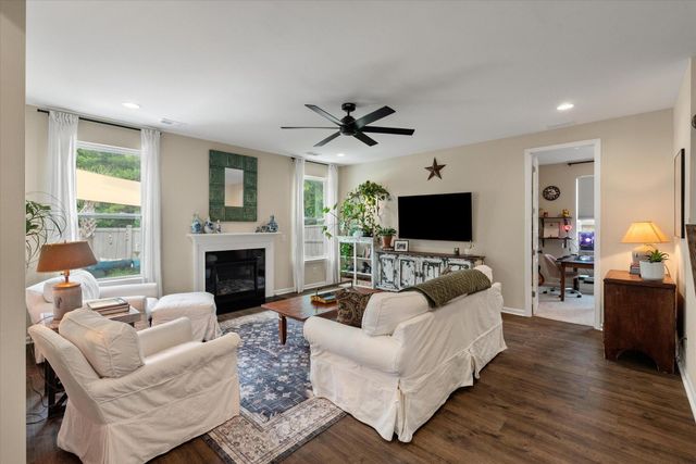 1100 Magnolia Warbler Way, Ravenel, SC 29470