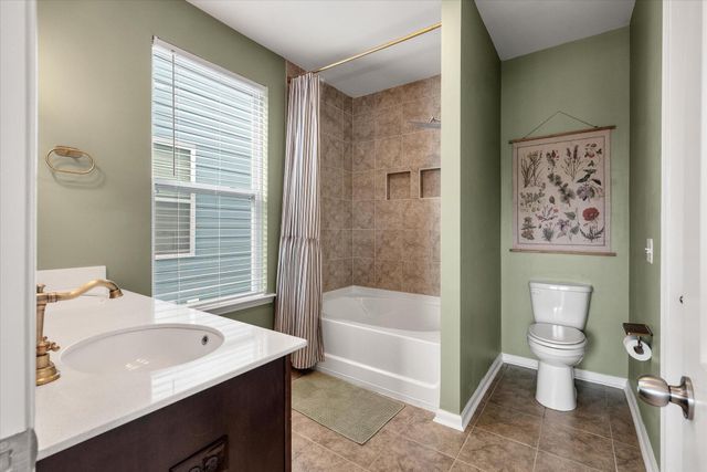1100 Magnolia Warbler Way, Ravenel, SC 29470