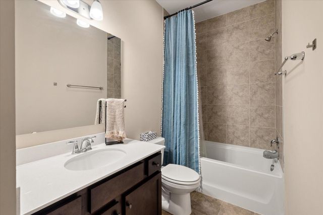 1100 Magnolia Warbler Way, Ravenel, SC 29470