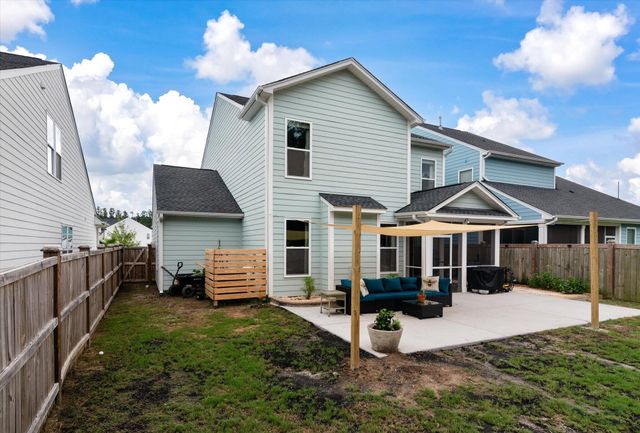 1100 Magnolia Warbler Way, Ravenel, SC 29470