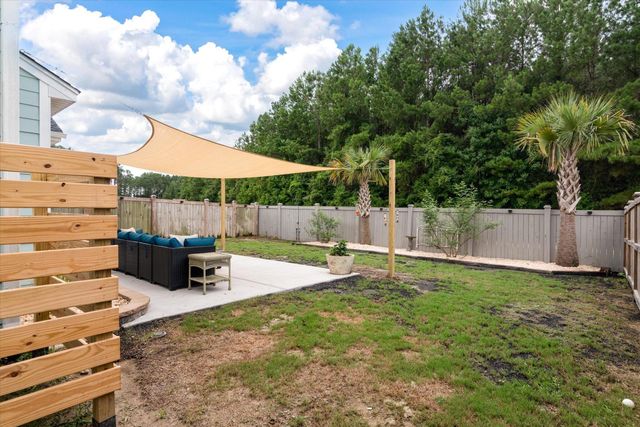 1100 Magnolia Warbler Way, Ravenel, SC 29470