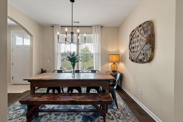 1100 Magnolia Warbler Way, Ravenel, SC 29470
