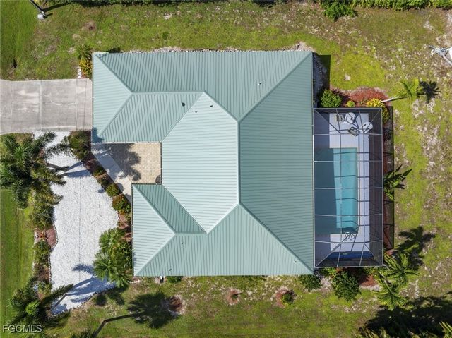 7660 Grande Pine RD, Bokeelia, FL 33922