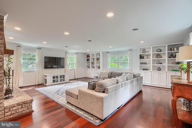 2804 PAGE CT, Fallston, MD 21047