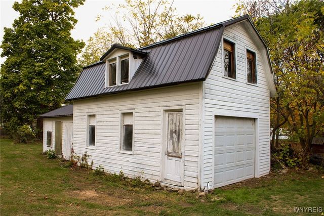 922 Orient Street, Shelby, NY 14103