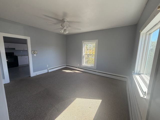 24 Livingston Rd 5, Brockton, MA 02301