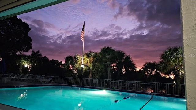 2321 CANALBLUFF PLACE V296, Sarasota, FL 34231