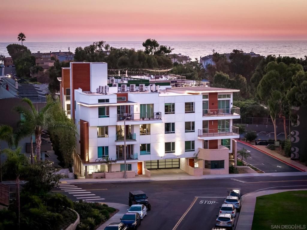 Image 1 of property listing at 2501 State Street 205, Carlsbad, CA 92008