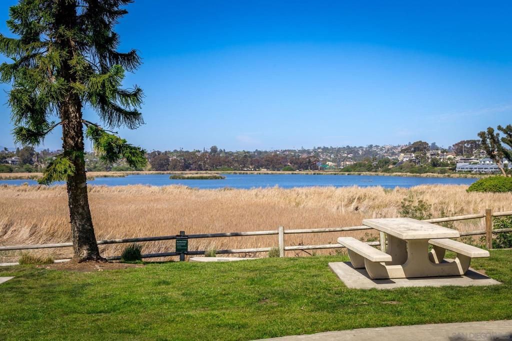 Image 40 of property listing at 2501 State Street 205, Carlsbad, CA 92008