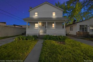 31 W BARRETT Avenue, Madison Heights, MI 48071