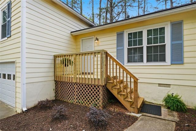 165 Tyson Circle, Roswell, GA 30076