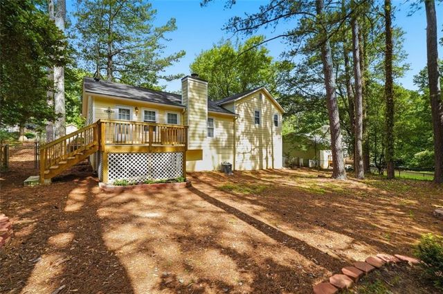 165 Tyson Circle, Roswell, GA 30076