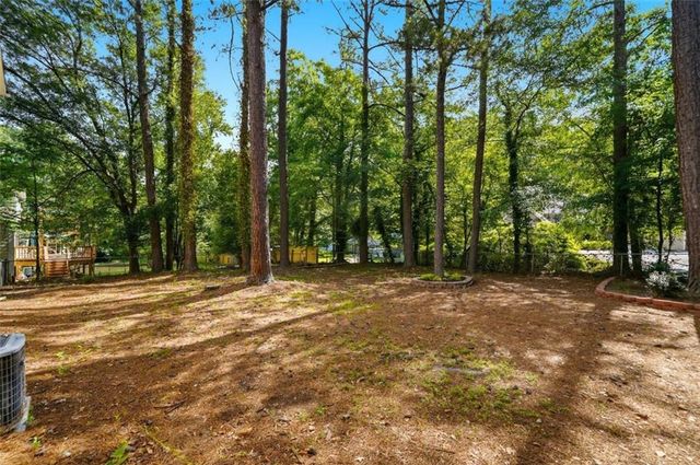 165 Tyson Circle, Roswell, GA 30076