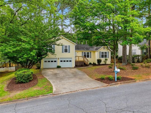 165 Tyson Circle, Roswell, GA 30076
