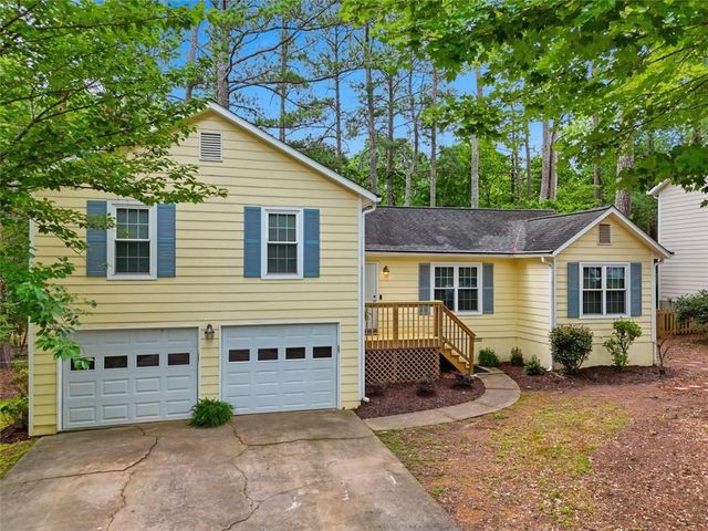 165 Tyson Circle, Roswell, GA 30076
