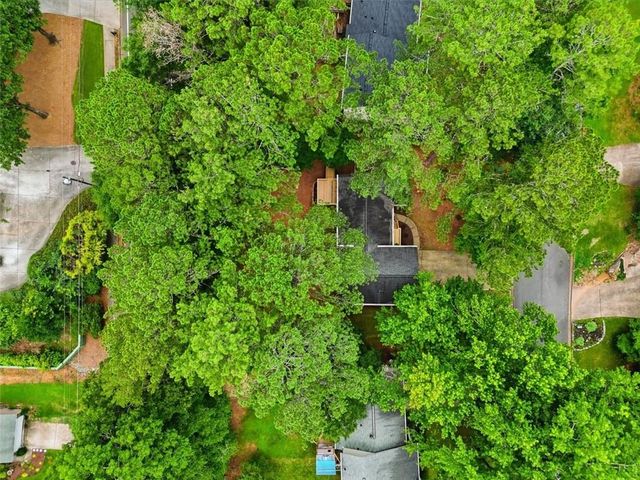 165 Tyson Circle, Roswell, GA 30076