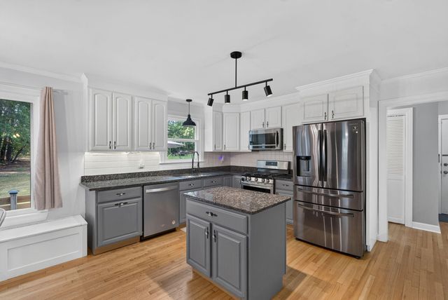 407 Huntington Road, Summerville, SC 29483